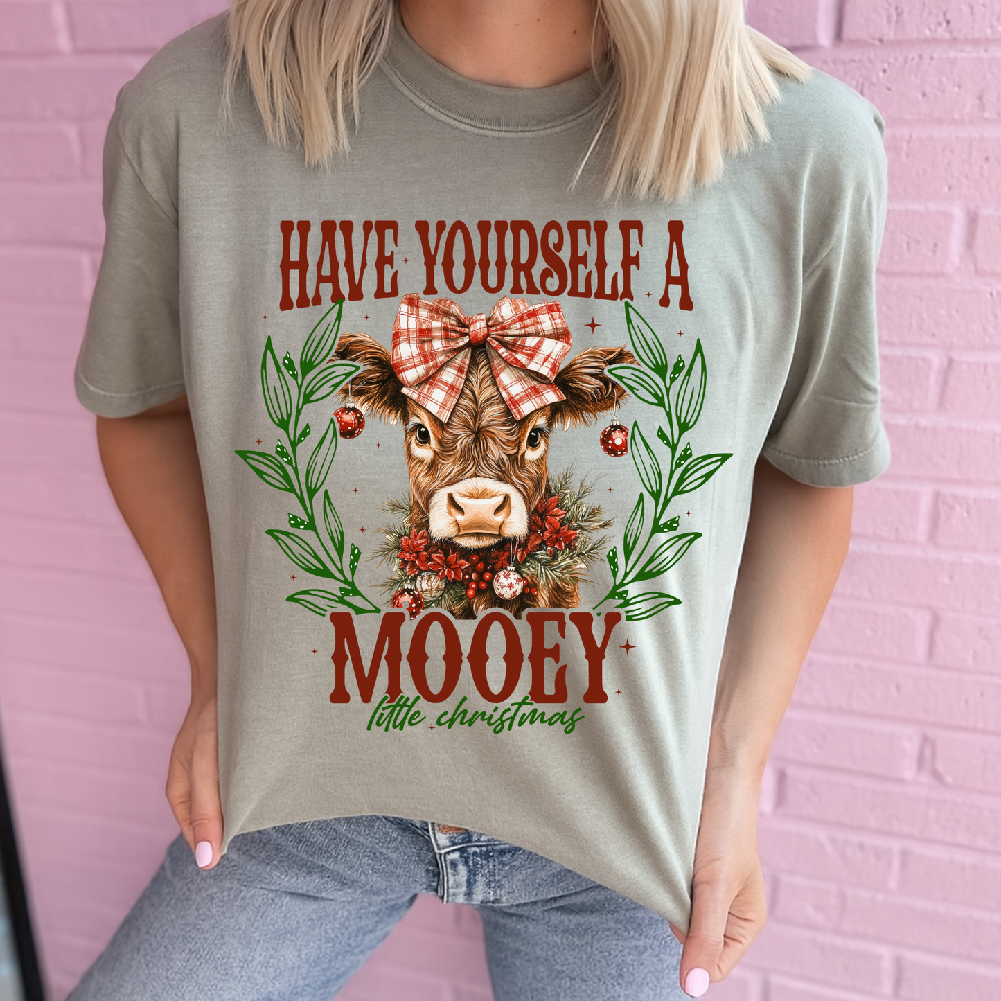 Mooey Christmas Graphic Tee D-1073