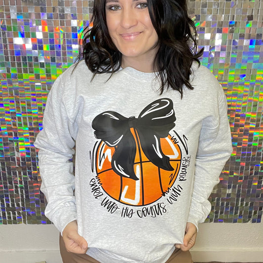 Enter Into His Courts Graphic Crewneck D-1053